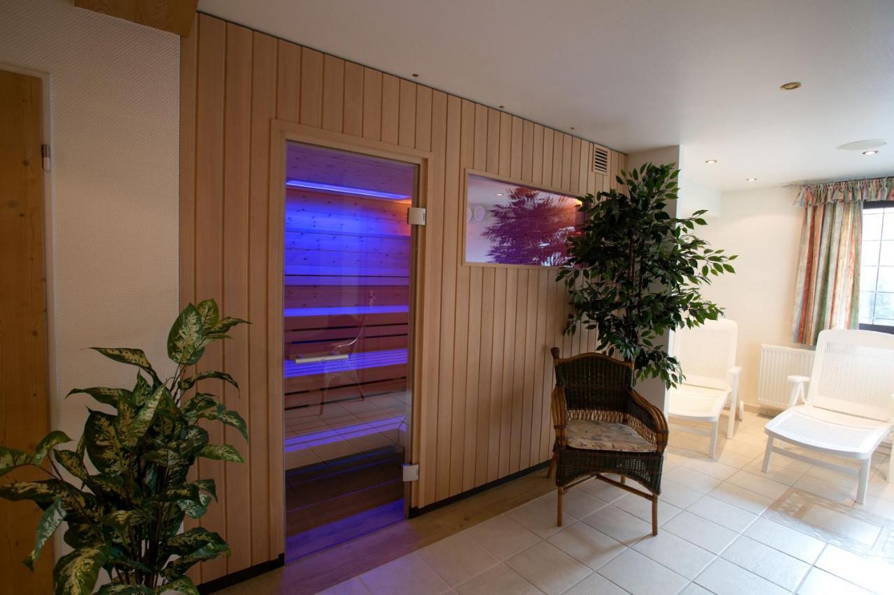 Landhotel Teuteberg Бад Аролзен Екстериор снимка