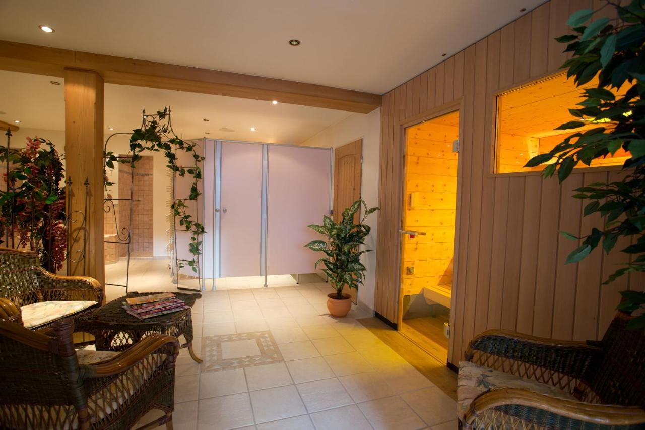 Landhotel Teuteberg Бад Аролзен Екстериор снимка