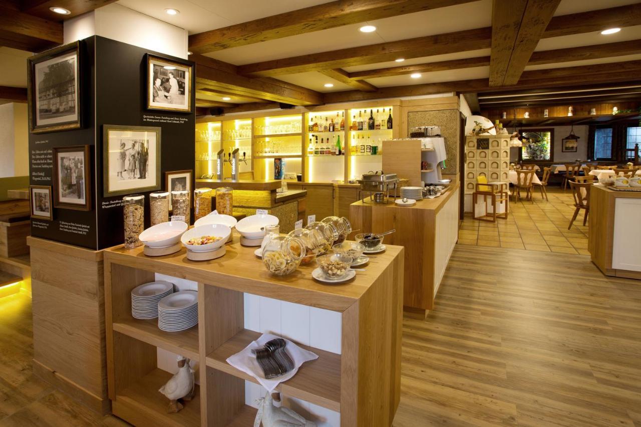 Landhotel Teuteberg Бад Аролзен Екстериор снимка