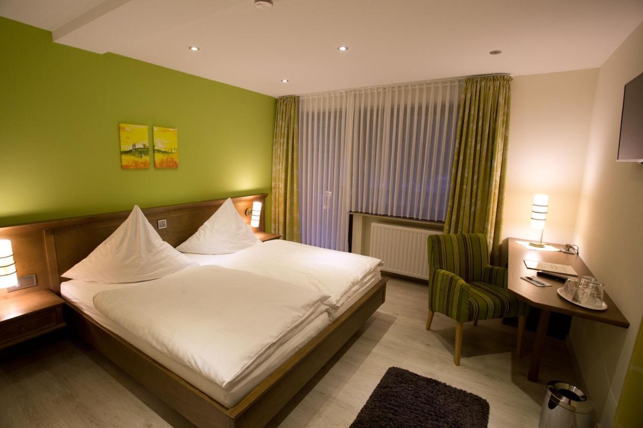 Landhotel Teuteberg Бад Аролзен Екстериор снимка